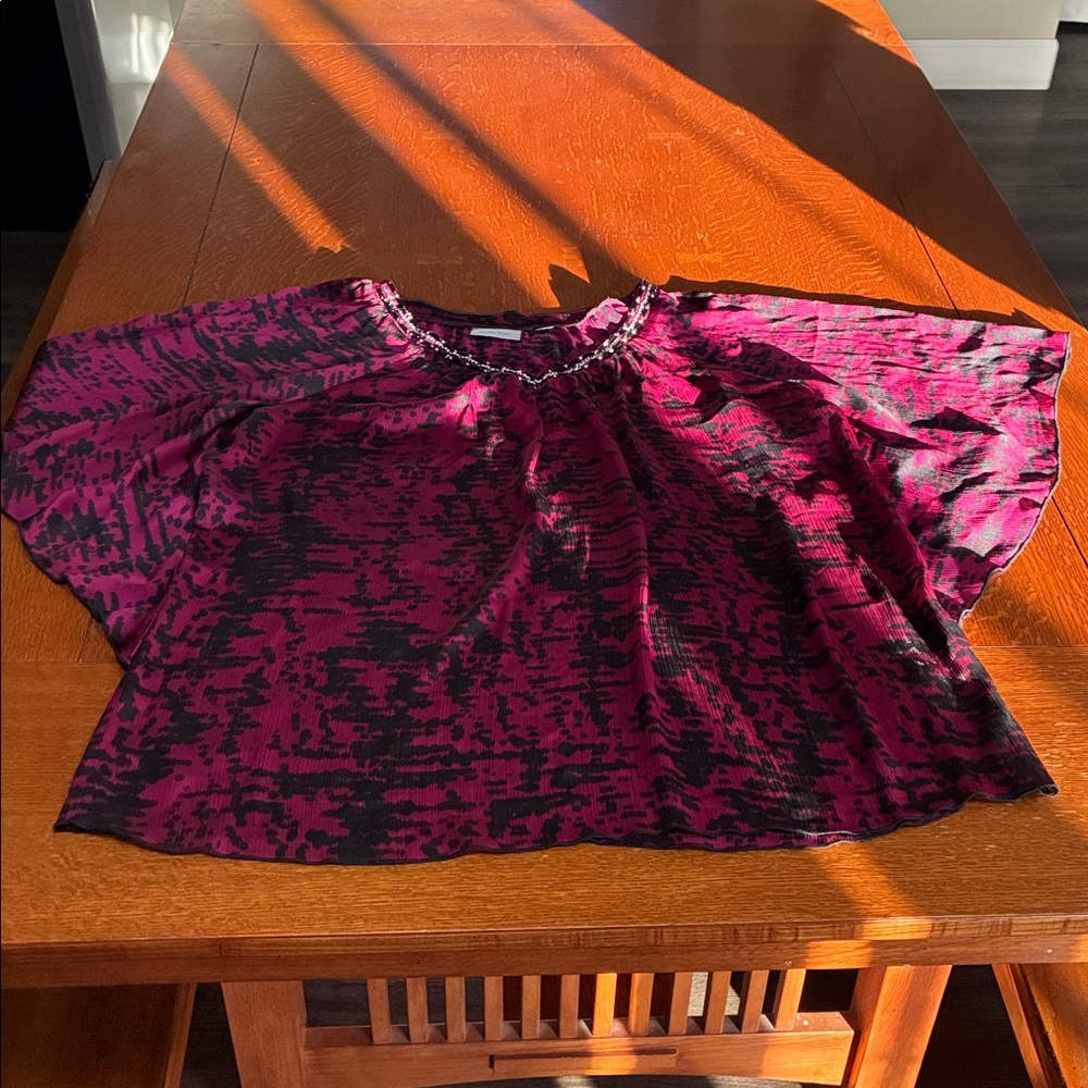 Avenue Fuchsia Abstract Blouse - Picture 5 of 7